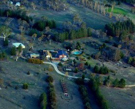 Castanian - Darwin Holiday 0