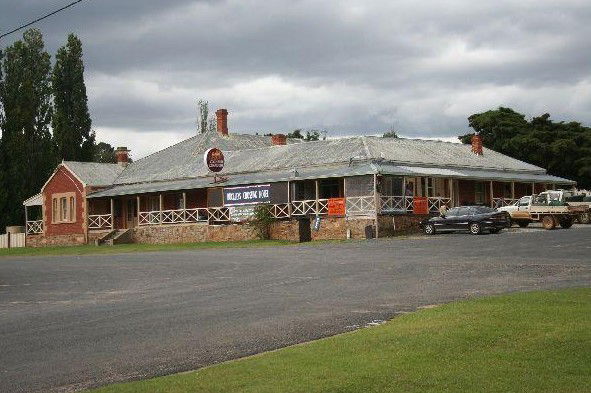 Dalgety NSW Darwin Holiday