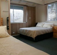 Royal Coachman Ski Lodge - Darwin Holiday