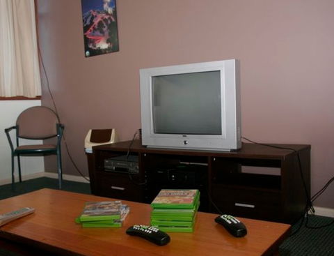 Royal Coachman Ski Lodge - Darwin Holiday 3