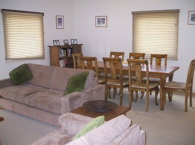 Snowbound Chalets - Darwin Holiday 3