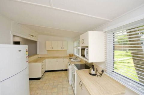 A Beach House On Sunset - Darwin Holiday 2