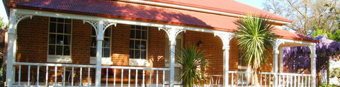 Araluen Old Courthouse Bed And Breakfast - Darwin Holiday 0
