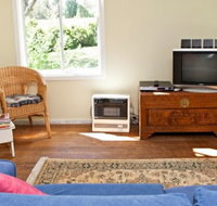 Claremont Cottage - Murringo - Darwin Holiday