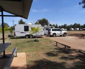 Ariah Park Camping Ground - Darwin Holiday 2