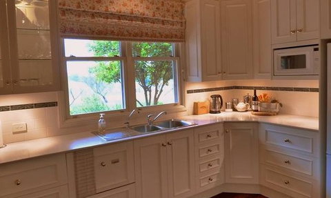 Bonnay - Darwin Holiday 1