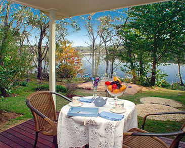 Blue Mountains Lakeside Bed And Breakfast - Darwin Holiday 5