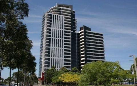 Australia Towers 19.06 - Darwin Holiday 0