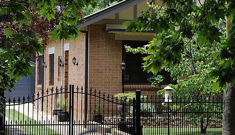 Belle La Rue - Darwin Holiday 5