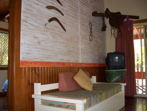 Moore Park Beach Huts - Darwin Holiday 4