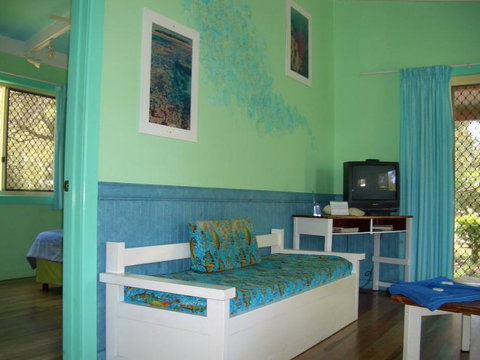 Moore Park Beach Huts - Darwin Holiday 5