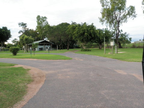 Emerald Cabin And Caravan Village - Darwin Holiday 5
