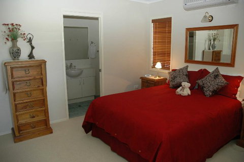 Alexander Lakeside Bed And Breakfast - Darwin Holiday 5