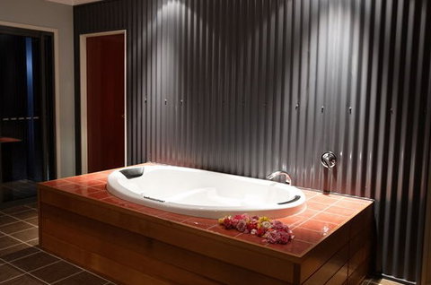 Whispers Of The Valley - Darwin Holiday 1