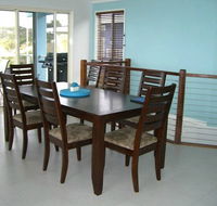 Blue Ocean View Beach House - Darwin Holiday