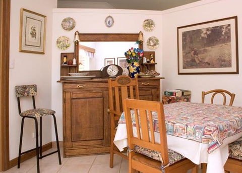 Rock-Al-Roy Bed And Breakfast - Darwin Holiday 3