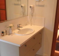 Ravensbourne Escape Silverwood Lodge