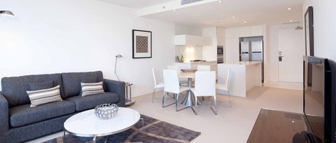 Peppers Broadbeach - Darwin Holiday 5