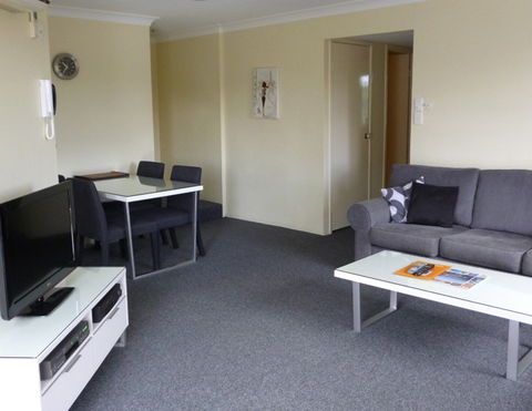 Le Lavandou Holiday Apartments - Darwin Holiday 2