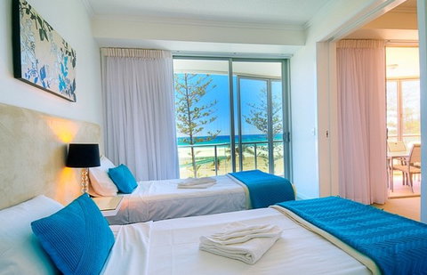 Reflection Tower Two - Darwin Holiday 2