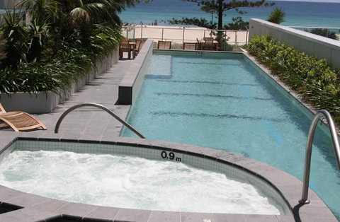 Reflection Tower Two - Darwin Holiday 5