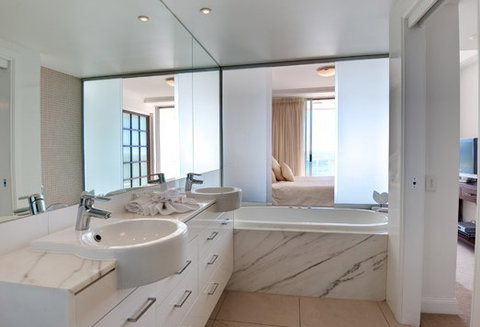 Reflection On The Sea - Darwin Holiday 4