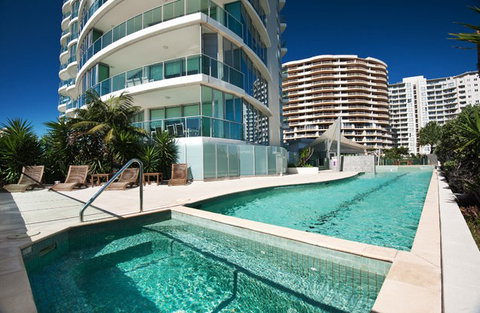 Reflection On The Sea - Darwin Holiday 5