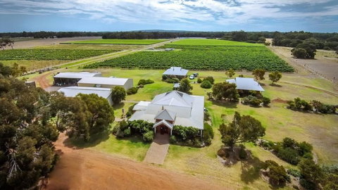 Adinfern Estate - Darwin Holiday 3