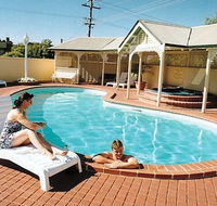 Best Western Clifton  Grittleton Lodge - Darwin Holiday