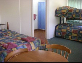 Busselton Bay Motel - Darwin Holiday 2