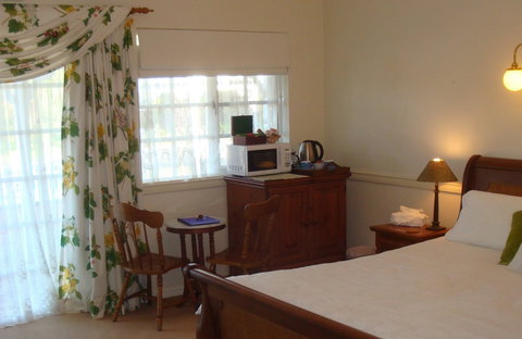 Lanterns Retreat - Darwin Holiday 3