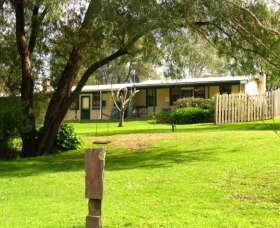 Riverbend Chalets And Caravan Park - Darwin Holiday 0