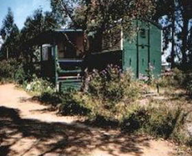 Uhuru Chalets - Darwin Holiday 0