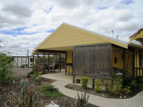 Lavendale Farmstay And Cottages - Darwin Holiday 3