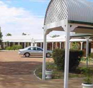 Landsborough Lodge Motel - Darwin Holiday