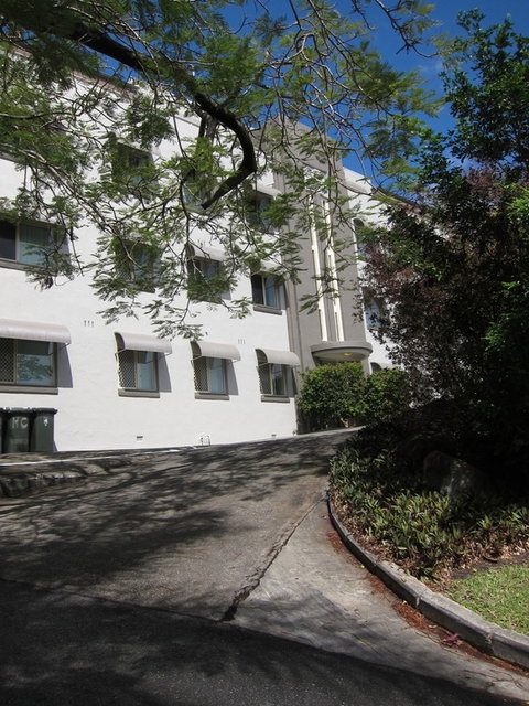 Hampton Court Apartments - Darwin Holiday 3