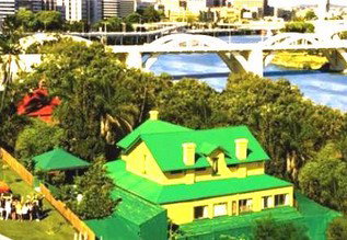 Backpacker Yellow Submarine - Darwin Holiday 0