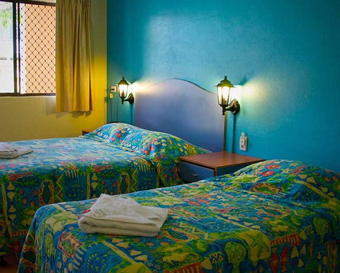 Adobe Motel - Darwin Holiday 5