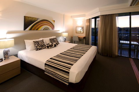 Central Cosmo Apartments - Darwin Holiday 1