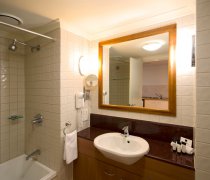 Central Cosmo Apartments - Darwin Holiday 3