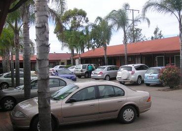 Bronco Motor Inn - Darwin Holiday 1