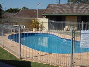Gladstone Village Motel - Darwin Holiday 3