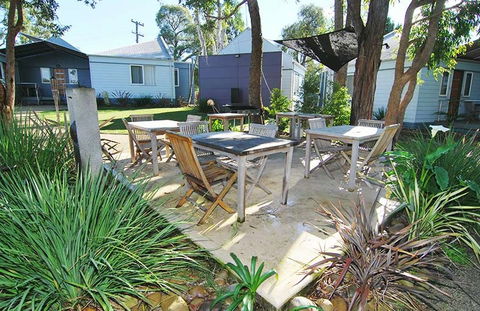Huskisson Holiday Cabins - Darwin Holiday 4