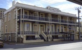 Glenelg Beach Hostel - Darwin Holiday