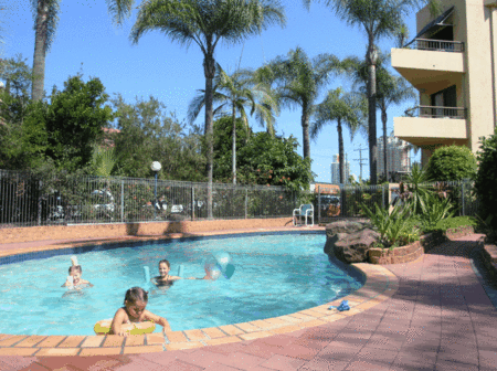 Grangewood Court Holiday Apartments - Darwin Holiday