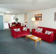 Quest Knox - Darwin Holiday