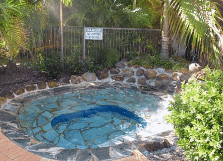 SMART MOTELS BERT HINKLER - Darwin Holiday 2