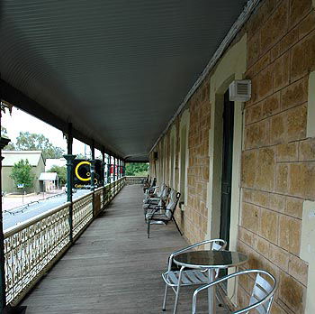 Hotel Mannum - Darwin Holiday 0