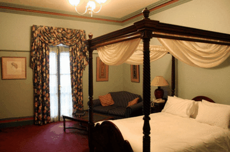The Yarra Glen Grand Hotel - Darwin Holiday