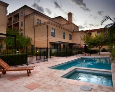 Quest On James - Darwin Holiday 1